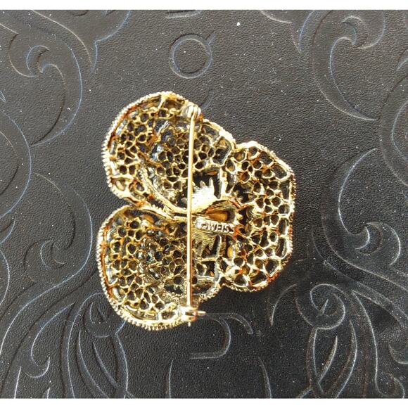 Signed Vintage Weiss Brooch Cluster Red Design Prong set  Pink & Red RHINESTONES - Picture 3 of 5